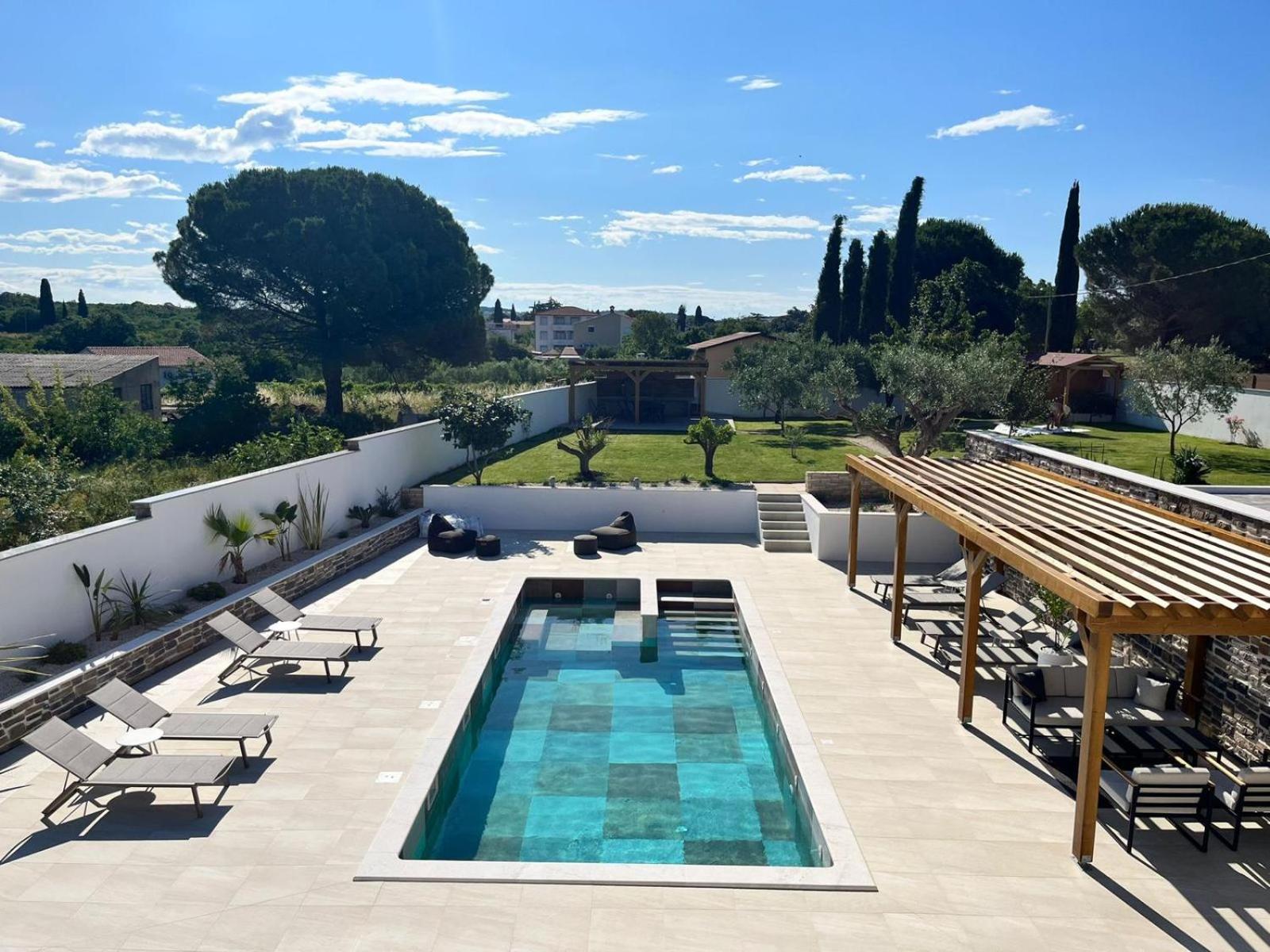 Olivea Luxury Suites Fazana Exterior photo